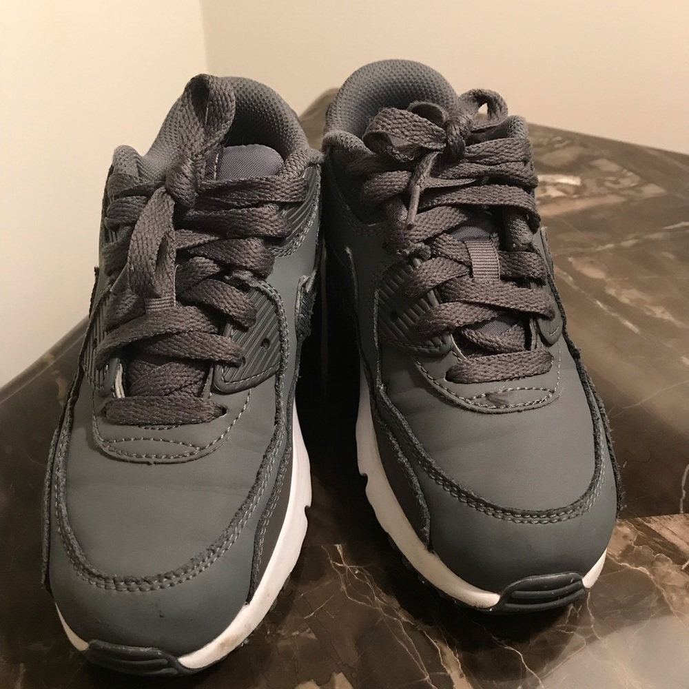 Boys Nike Airmax Sneakers